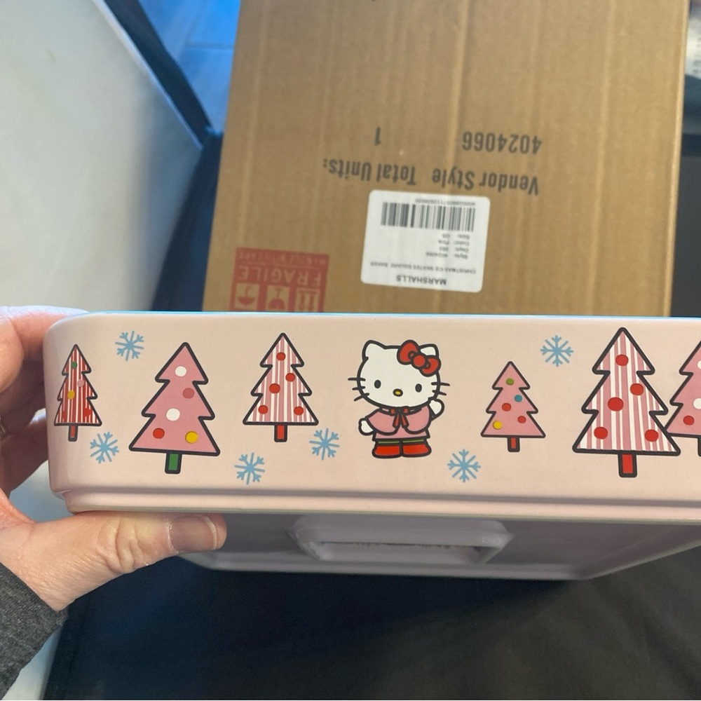 Hello Kitty Pink Square Plate - Picture 6 of 8